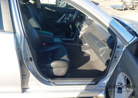 2011 Toyota Camry Se from USA, damaged, VIN 4T1BF3EK1BU743776